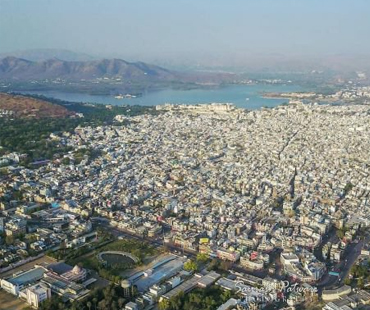 Indiatriangletours- White-City-Udaipur