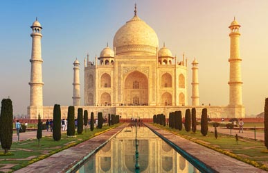 indiatriangletours-Taj Taj-Mahal-Agra